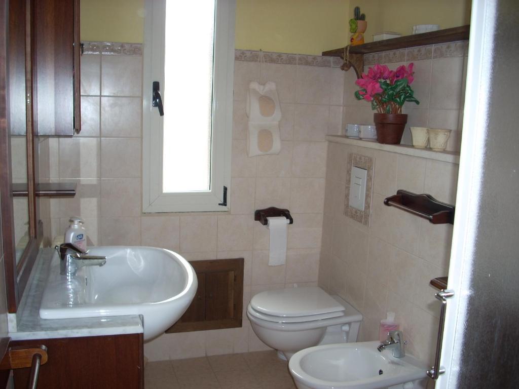 Bed and Breakfast Sa Rosa E Su Trapperi Oschiri Zimmer foto